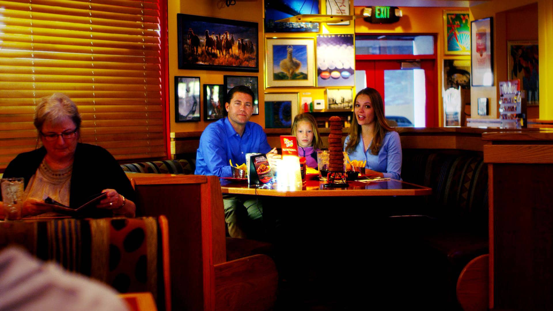 Red Robin Dinner 'and' a Movie V1 on Vimeo