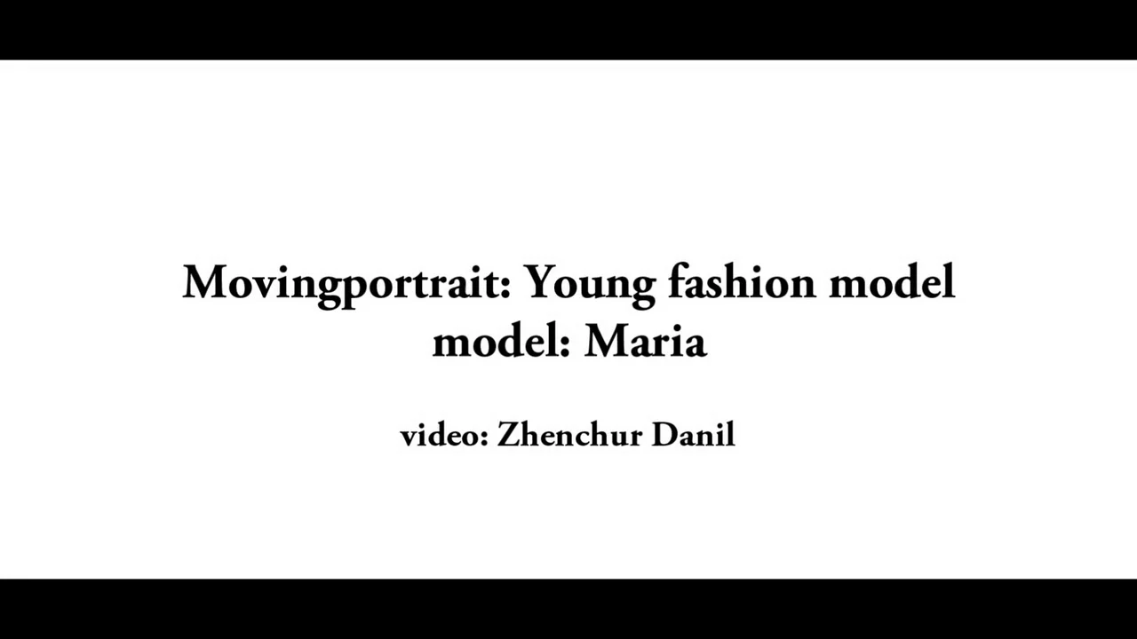 Movingportrait: Young fashion model