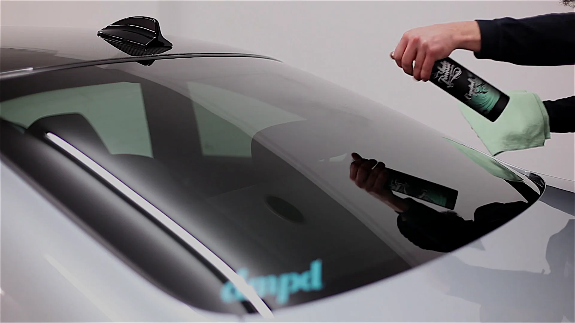 Glass Stripper: How to Deep Clean a Windshield on Vimeo