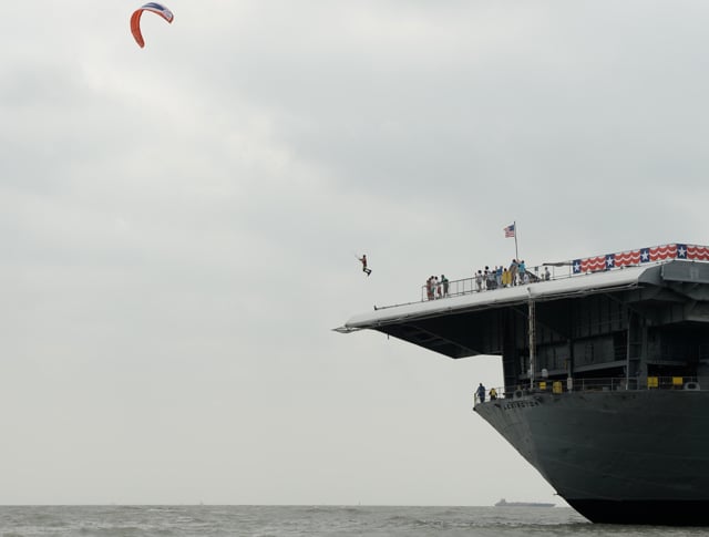 USS Lexington Kite Jump - Making Of
