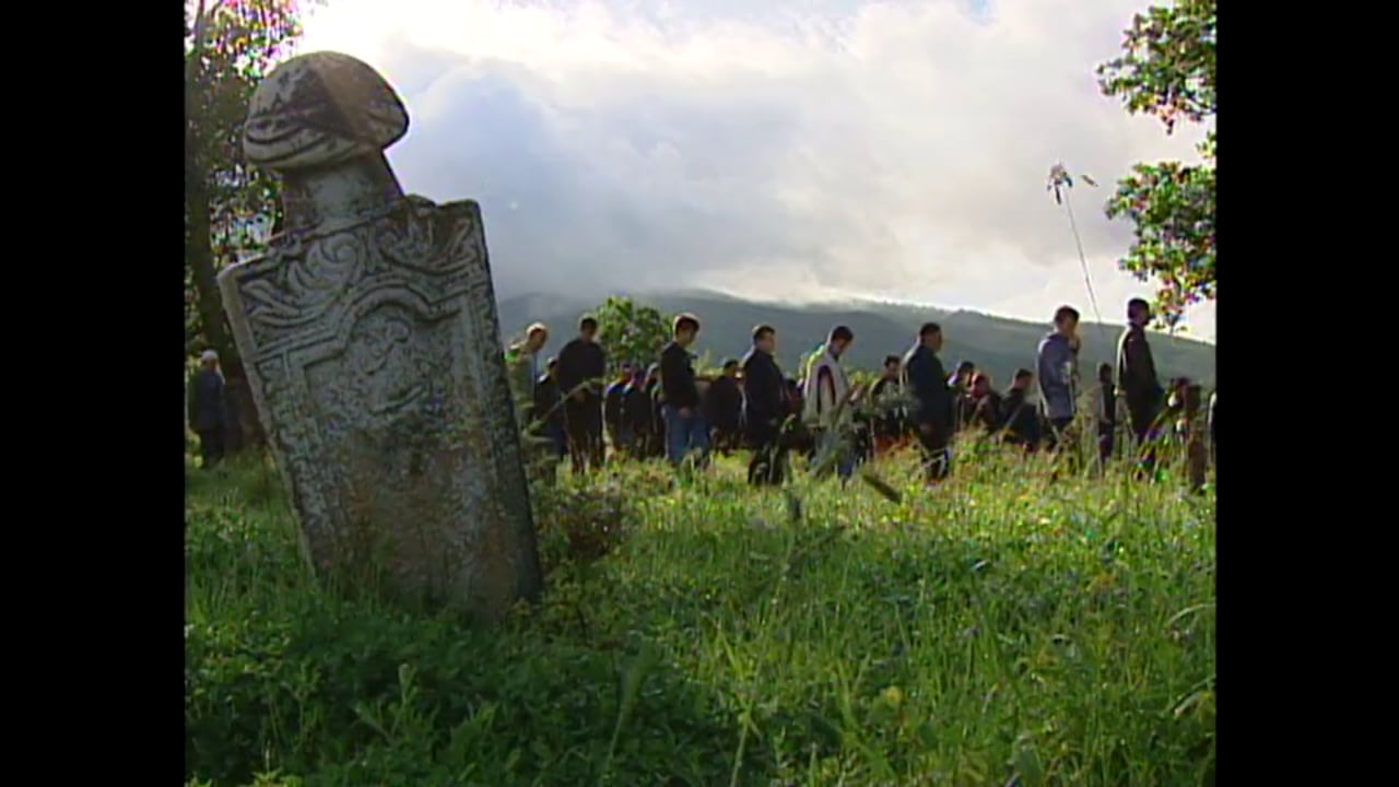 Macedonia July 2001 - An Albanian is Burried