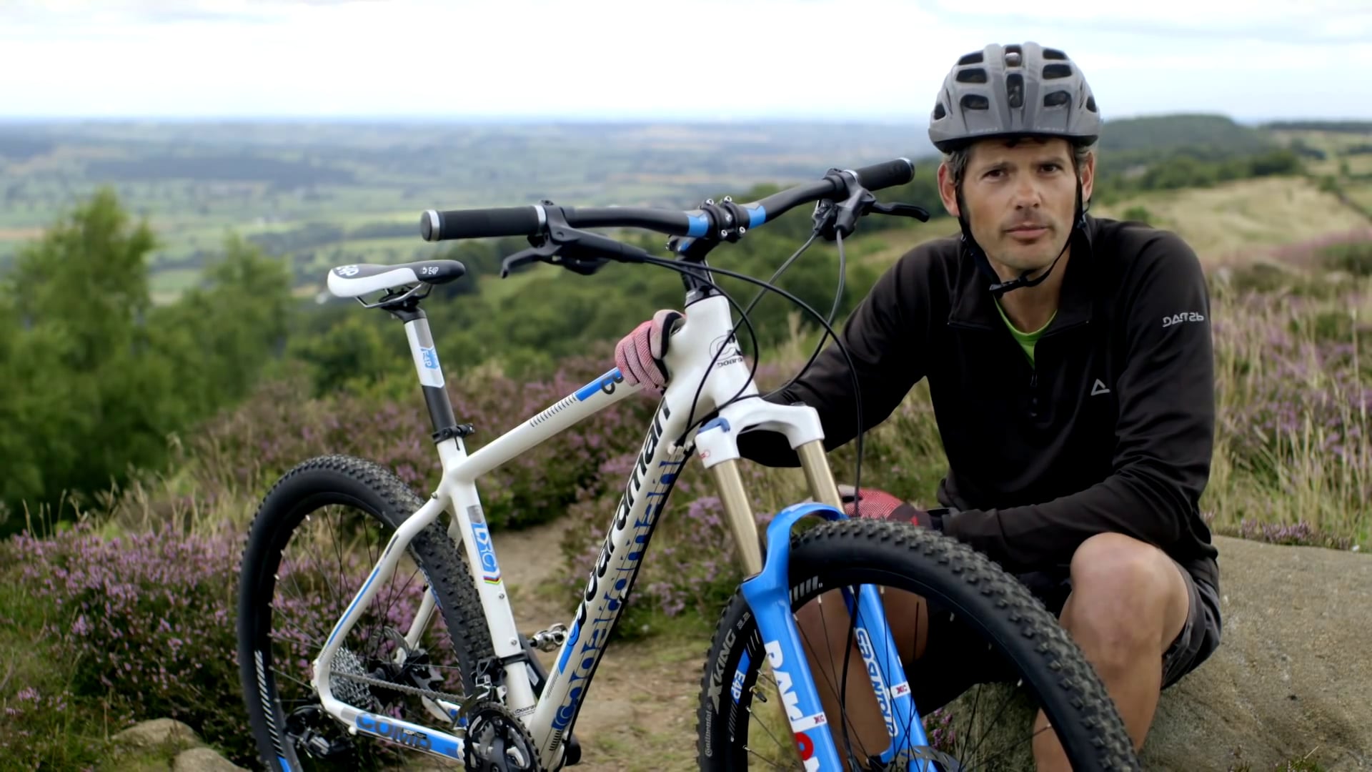 Halfords Boardman MTB