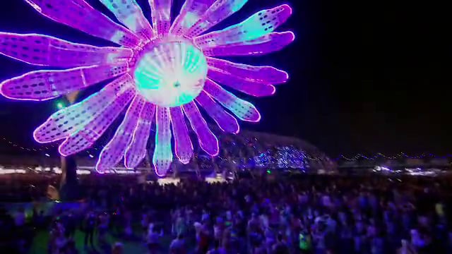 Pretty Lights "Time"
Live at Electric Daisy Carnival