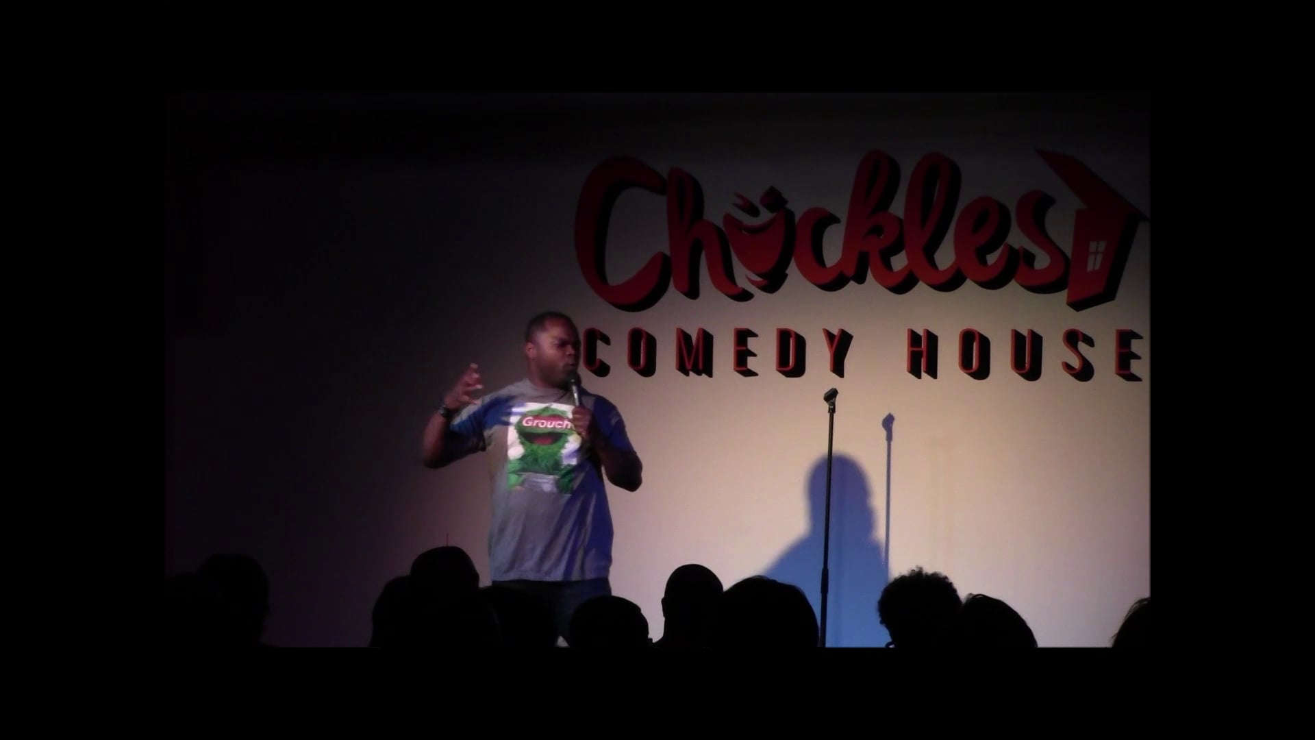 oscar p live at chuckles comedy house Memphis TN