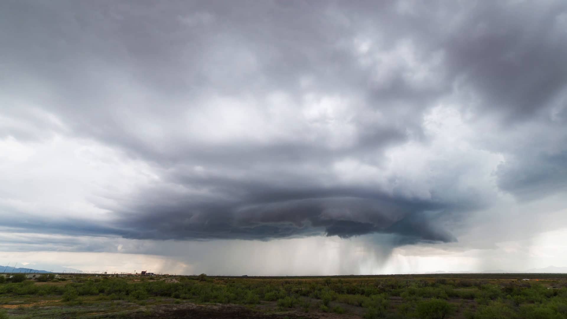 A brief March supercell in Arizona on Vimeo