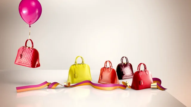 Louis Vuitton - Christmas 2014 Animations - 3D Camera Mapping