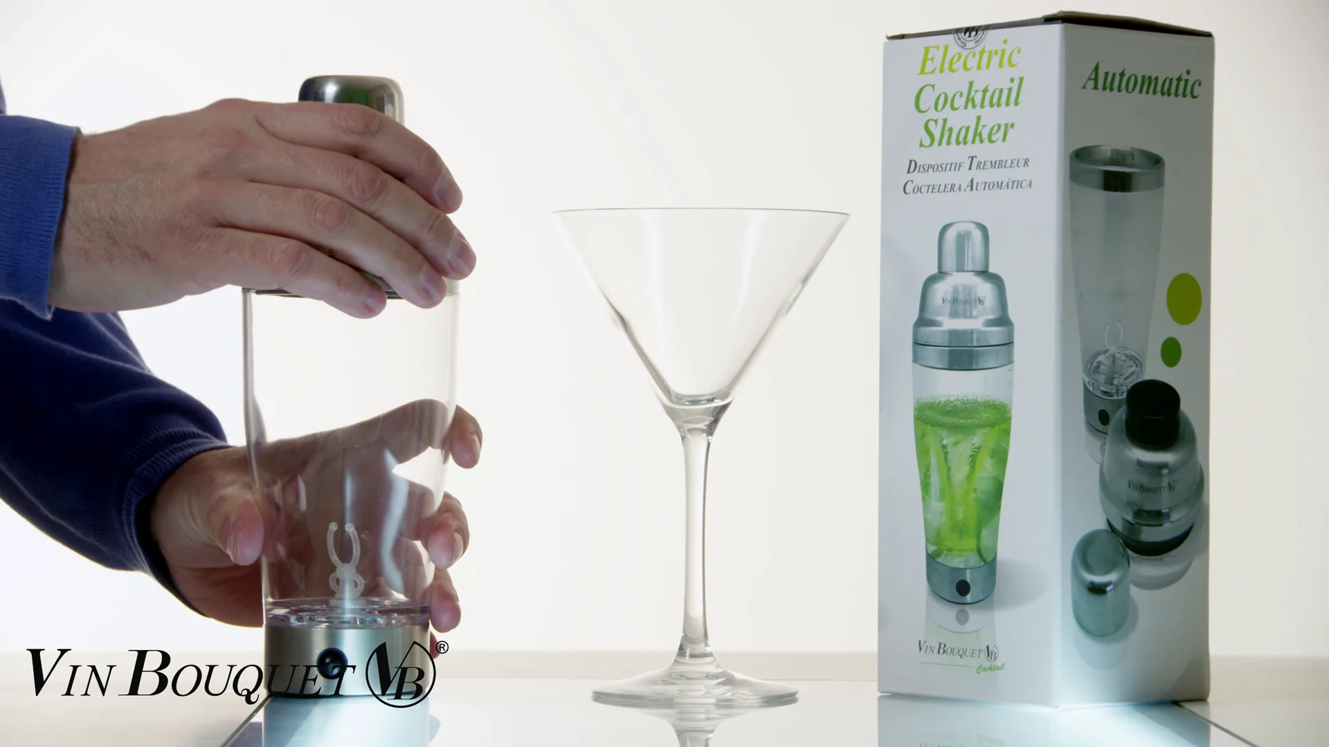 06 electric cocktail shaker 4K on Vimeo