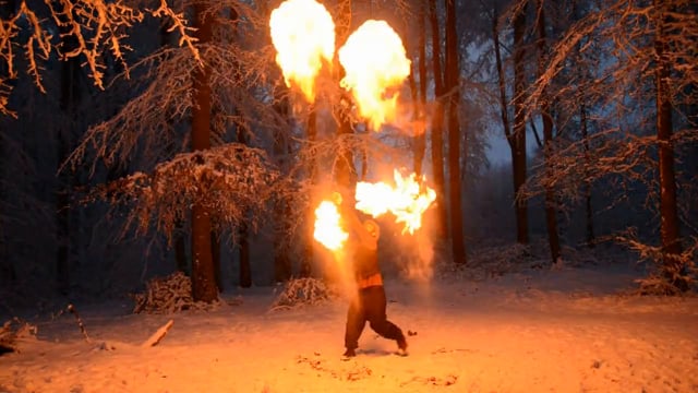 FOYK - Feuershow, LED-Show, FlowArts, Hula Hoop, Objekt Manipulation video preview