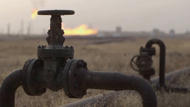 EMBATTLED OIL-RICH KIRKUK FAILED BY IRAQ, TURNS TO KURDISTAN