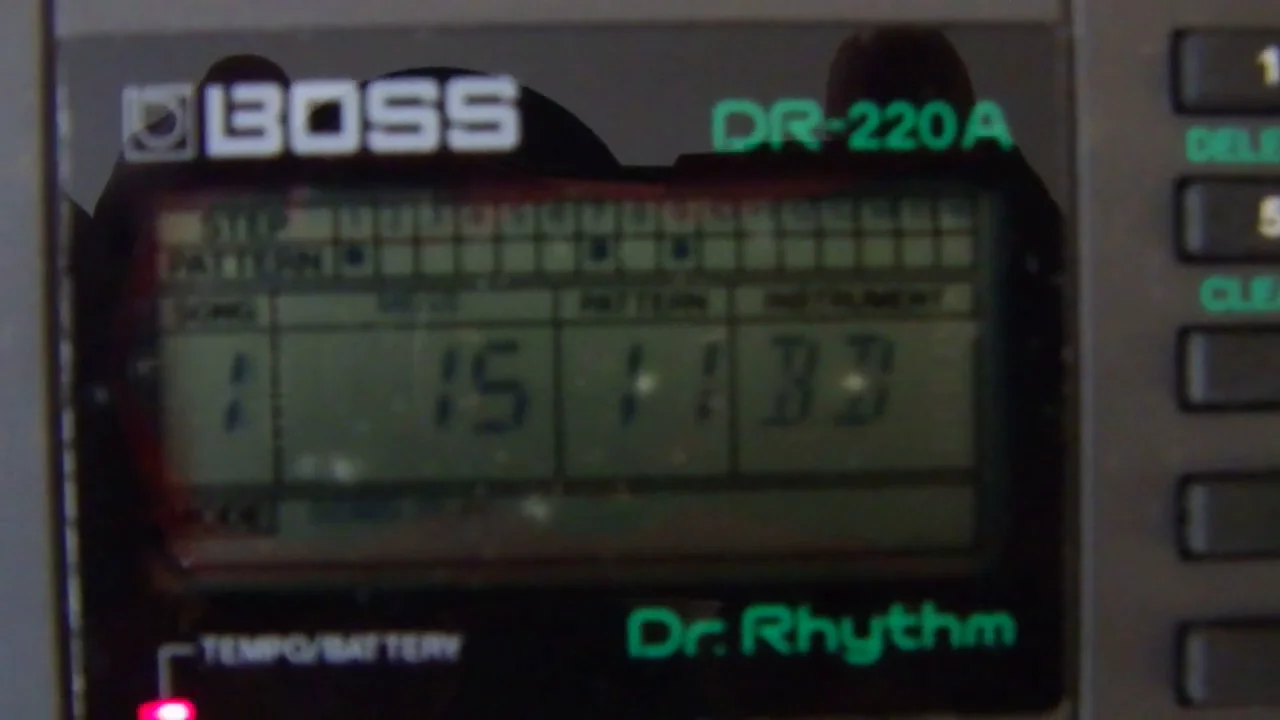 BOSS DR-220A Dr. Rhythm Drum Machine