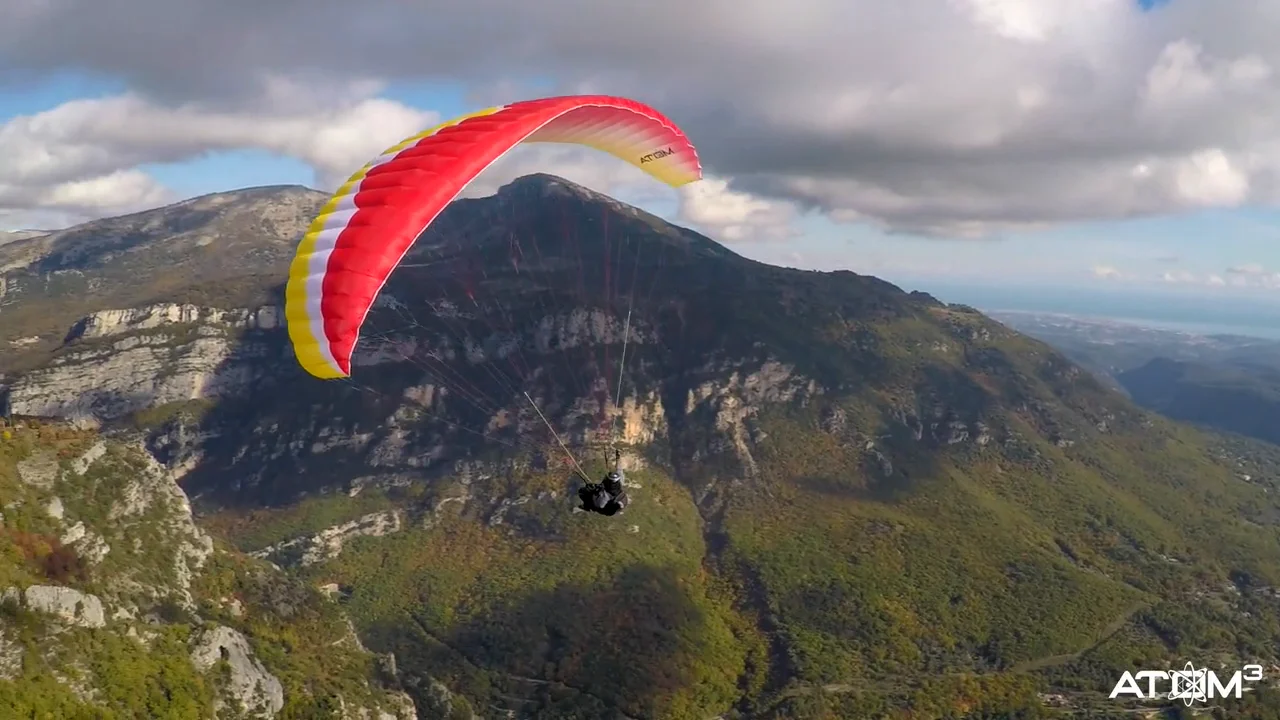 パラグライダー OZONE ATOM 3, EN A (S)（Paramotor Flight Adventure 
