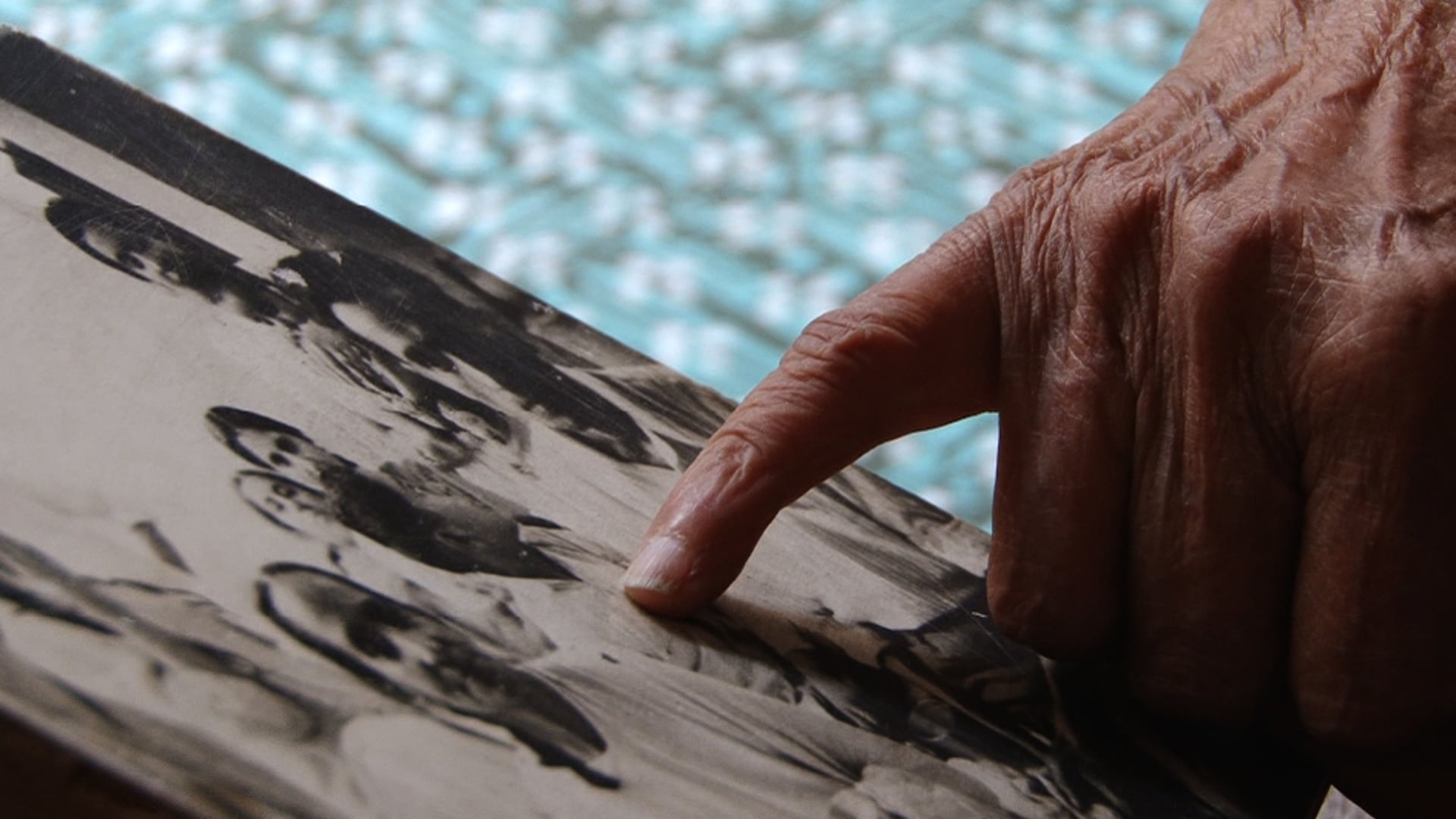 A Thin Wall - Trailer