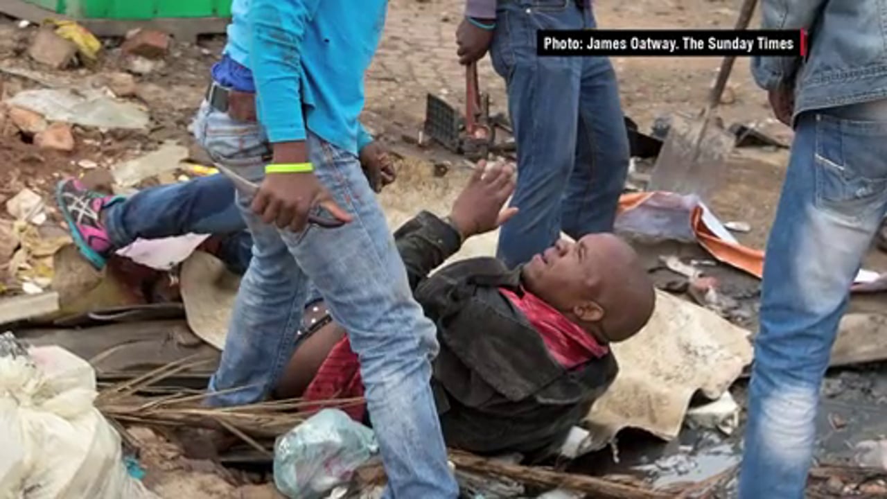 South Africa 2015 - Xenophobic Attack Caught by Photographer