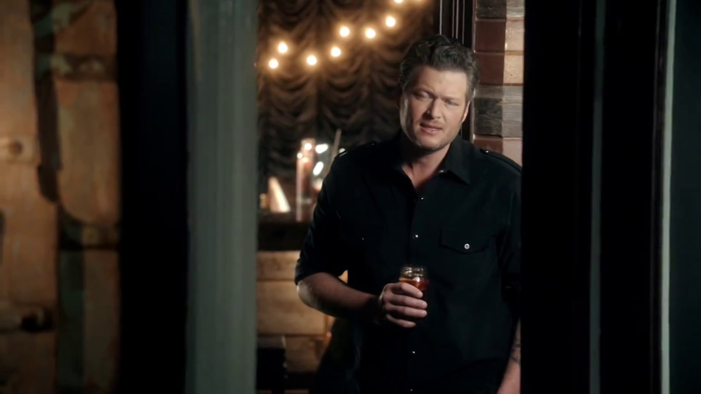 Blake Shelton Sangria (Official Music Video)(00)