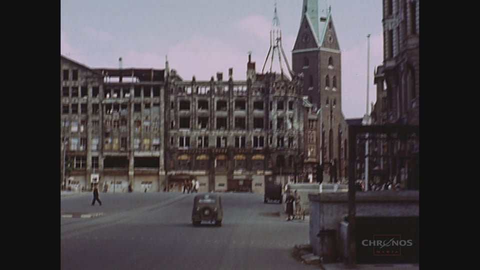 Sensational discovery! Hamburg 1945 in color and HD.