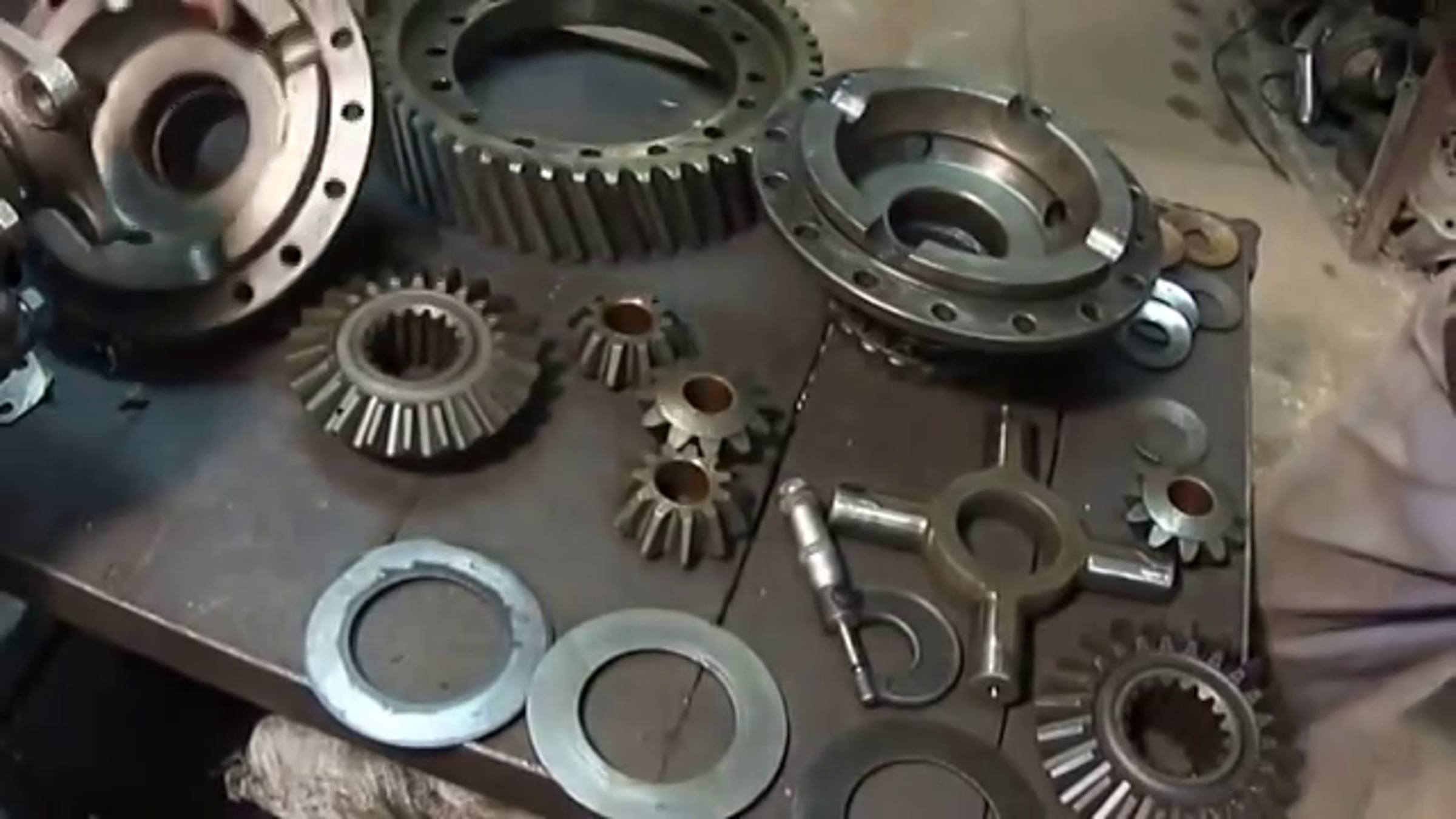 Редуктор камаз 47. Бу-47к2-2с. Редуктор камаз 740. Разборка редуктора камаз. Разборка редуктора камаз.