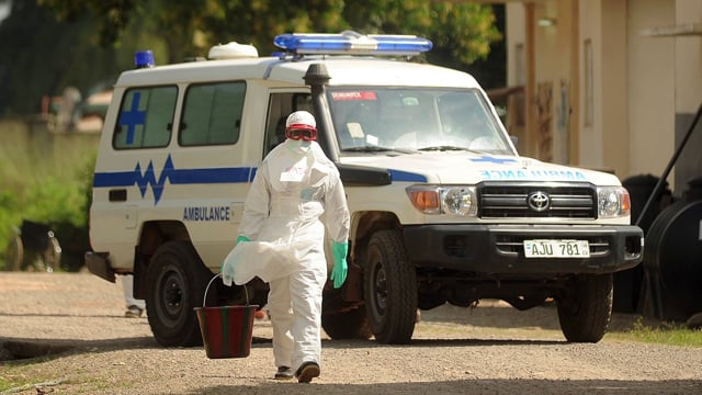 Fighting Ebola, Sierra Leone