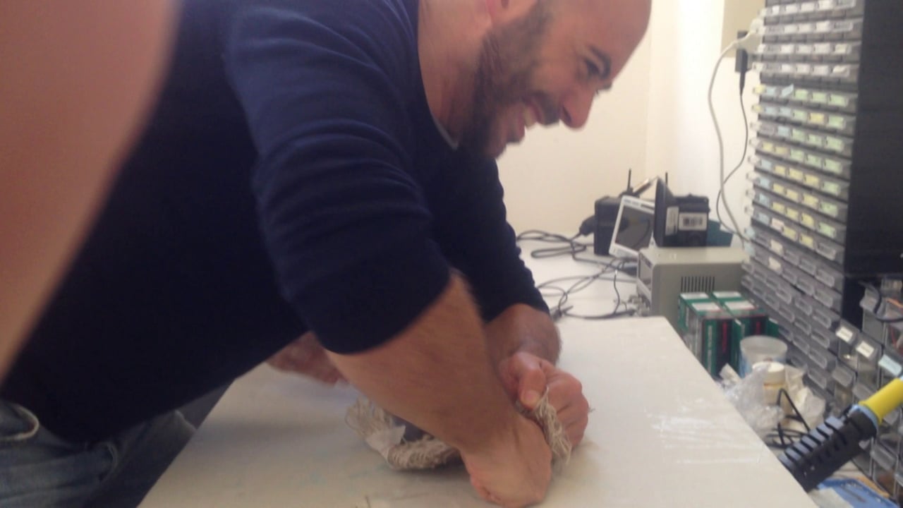 Extracting the hull from the mold