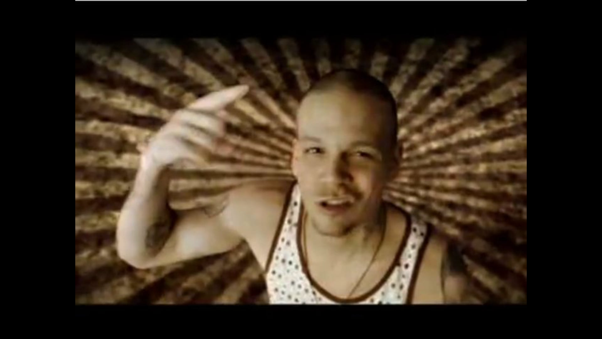 Calle 13  feat. Cafe Tacvba - "Nadie Como Tu"