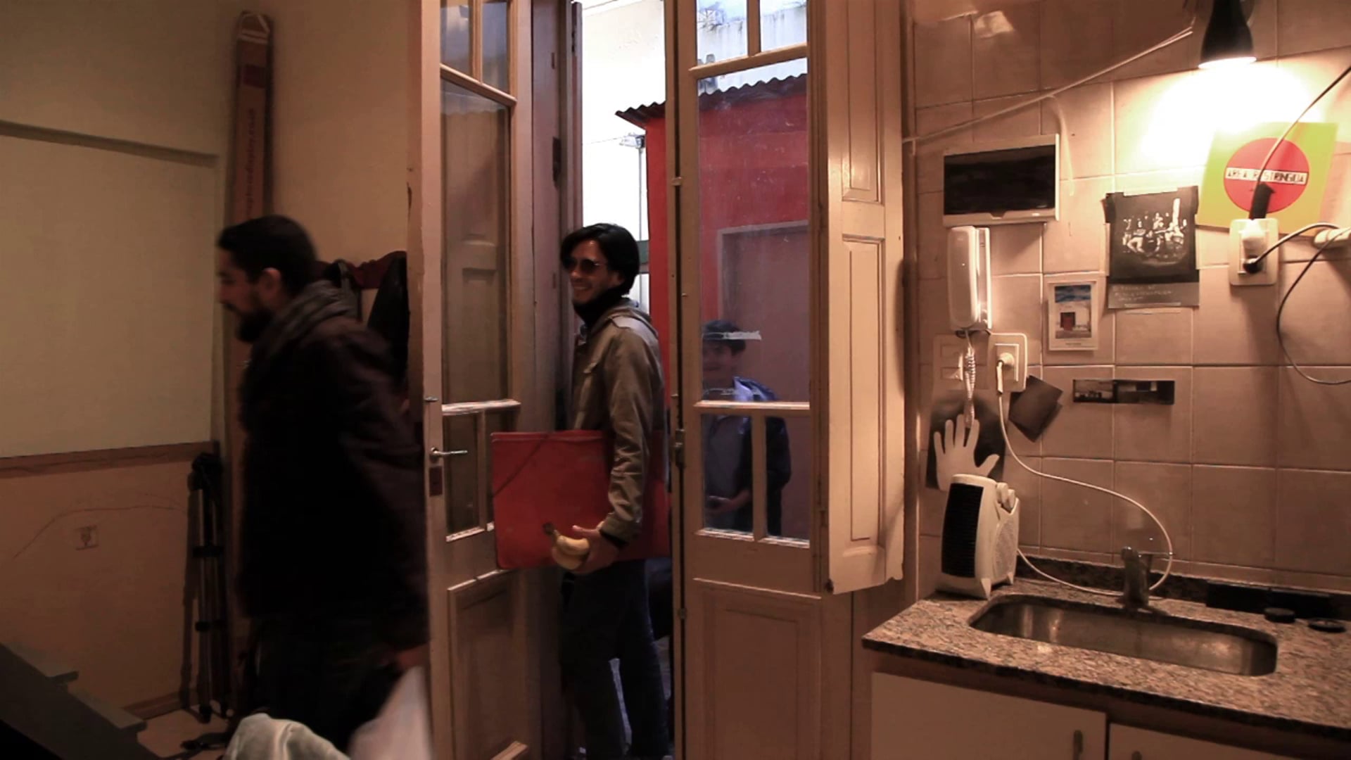 Residencia Dav Oc. Inicio de un manifiesto. Mayo 2015