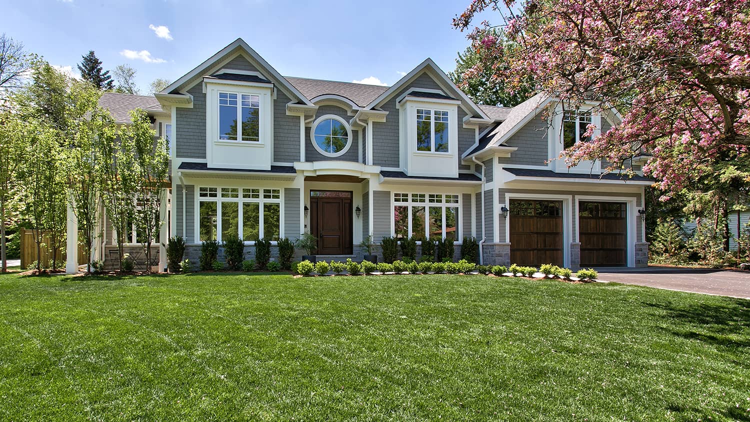 498 Chamberlain Ln, Oakville on Vimeo