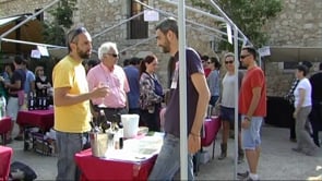Centenars de persones omplen Arrels del Vi a Sant Martí d´Empúries