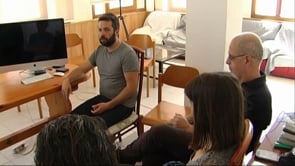 Visita del jurat per conèixer els progressos del becari de la Beca de Primavera