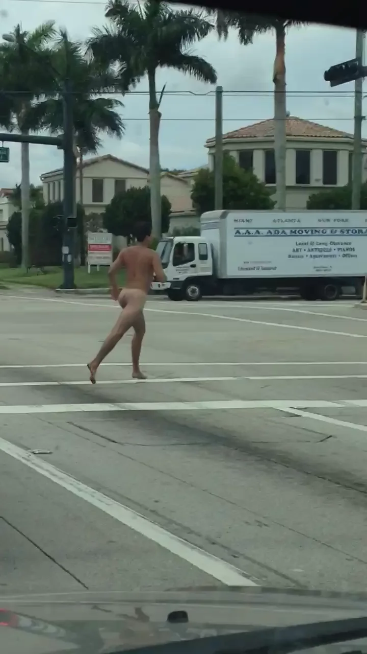 Man running Naked in the street. Presumably on flaka. on Vimeo