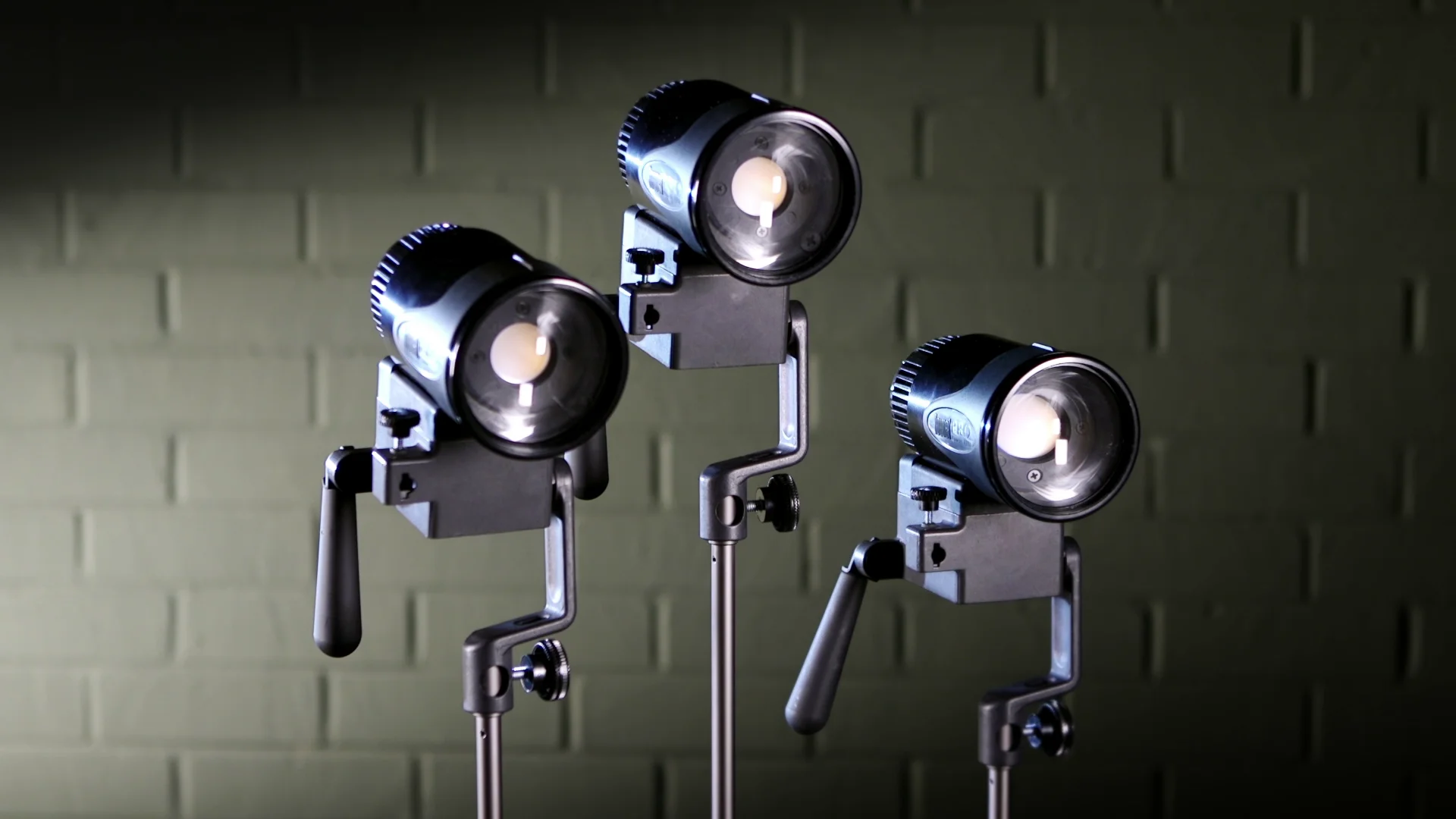 LOWEL PRO LIGHT 3灯 撮影用照明セット タングステンライト Amazon | kinosun Pro 1000 Wフレネルタングステンライトスポット
