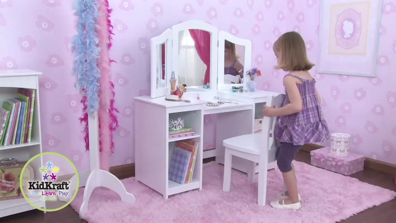 Kidkraft 2024 pink vanity