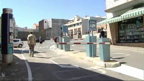 Aparcament amb barrera a Plaça Nova