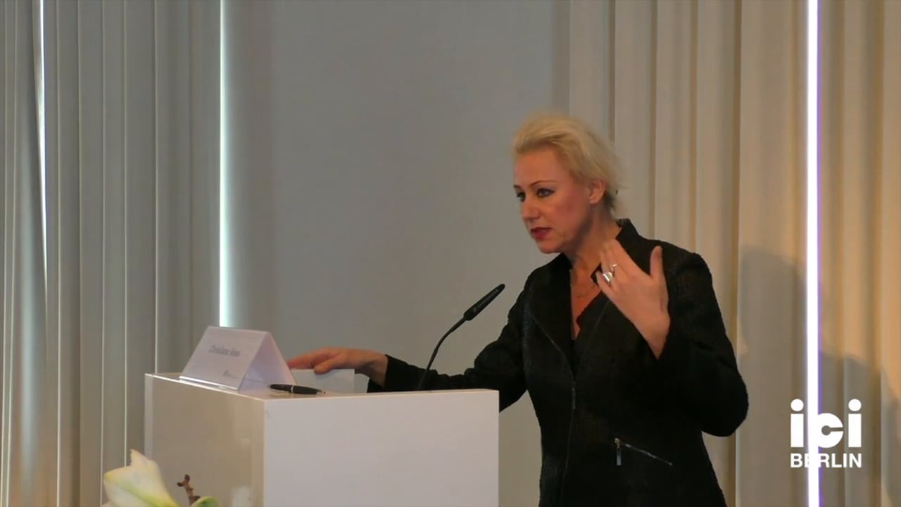 Discussion with Christiane Voss [3, 3]