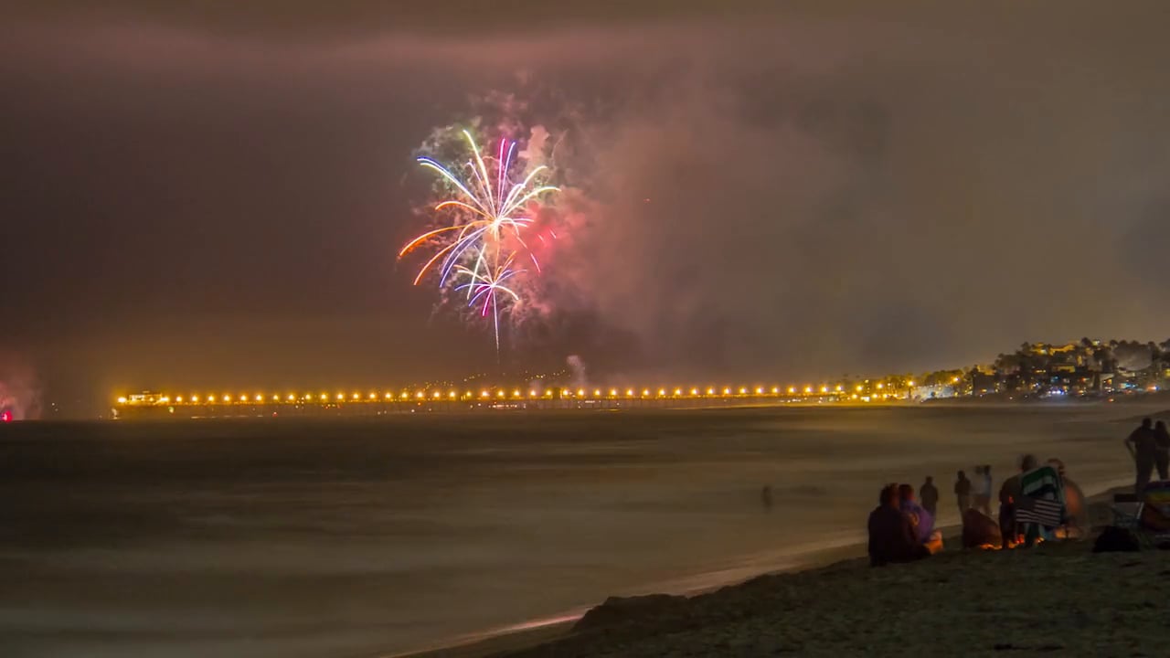 Fourth of July 2015 Fireworks Timelapse in Carlsbad, CA on Vimeo