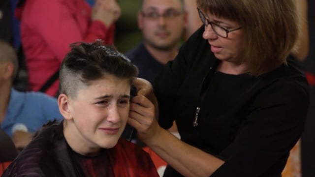 Reportage : D&eacute;fi T&ecirc;tes ras&eacute;s &agrave; l'&Eacute;cole Saint-Andr&eacute; (Zone vacances 6 juillet 2015 p.06)