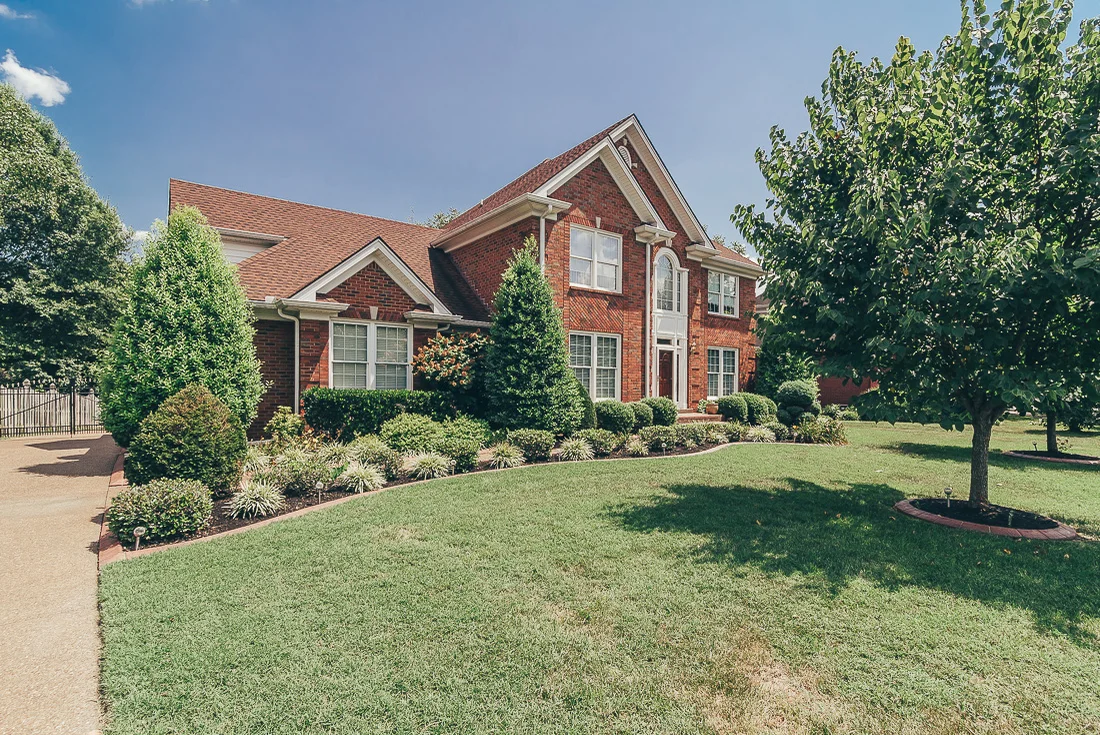 108 Ballentrae Drive Hendersonville, TN 37075 on Vimeo