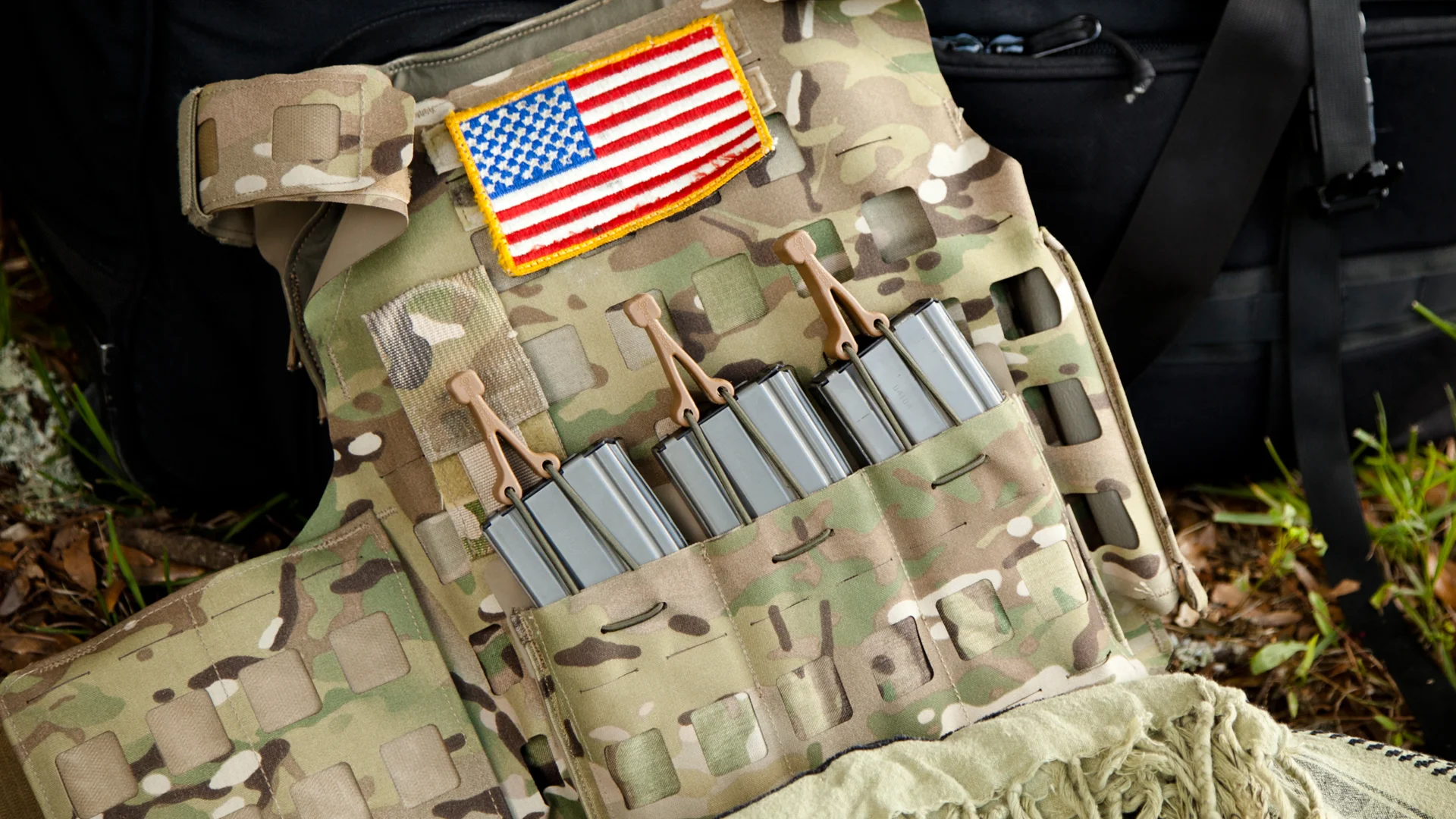 実物ブルーフォースギア　MagNow! 5.56用 Blue Force Gear Ten-Speed Double 308 Mag Pouch | REALMENT