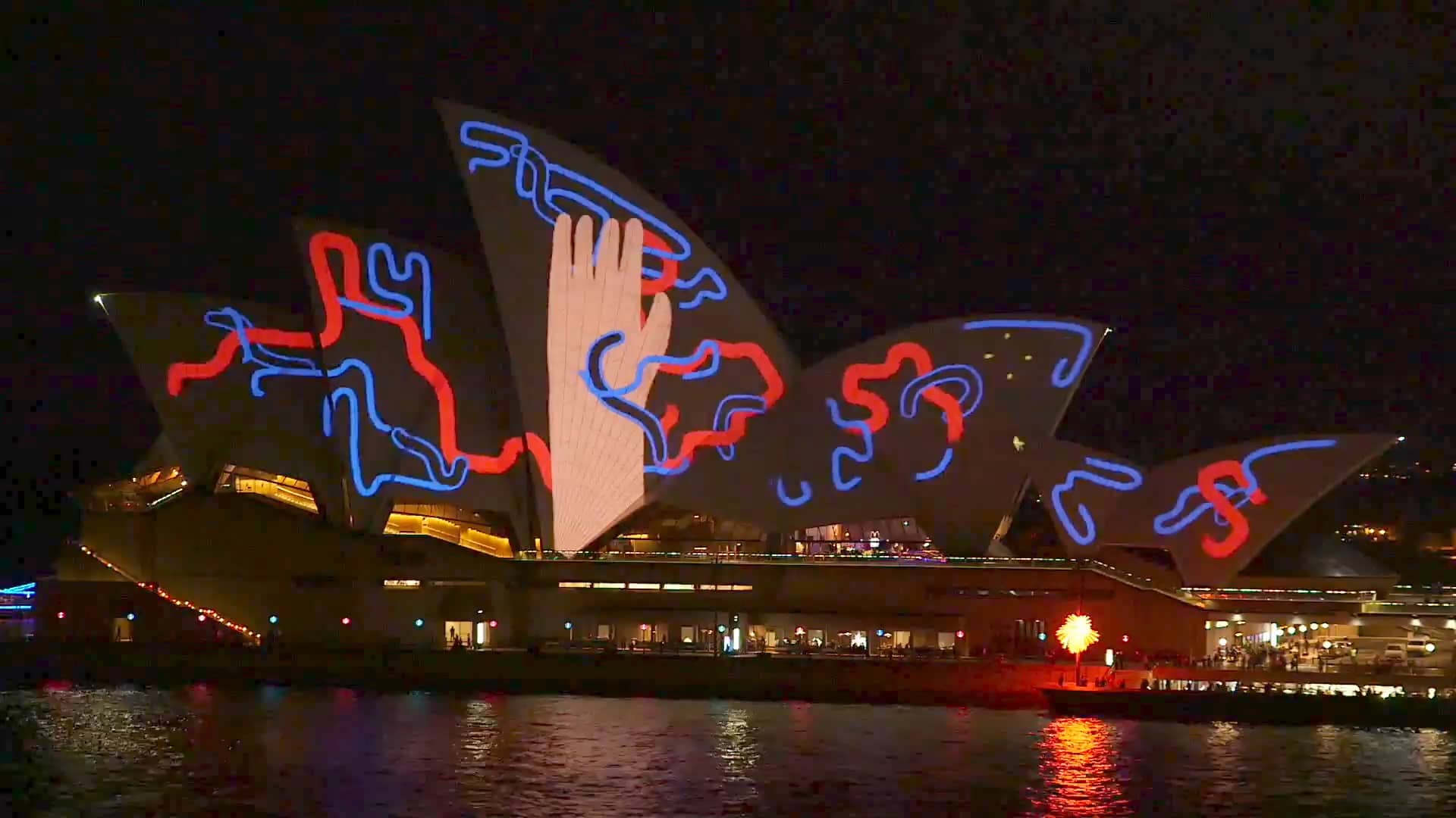 Sydney Opera House / Living Mural – Parallel Teeth Segment on Vimeo