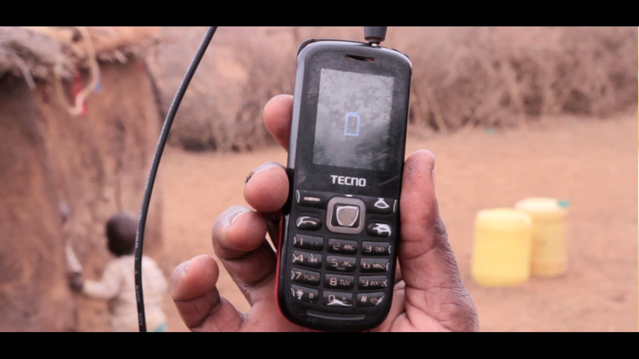- Mobile Phone Charging - GIVEWATTS, Amboselli