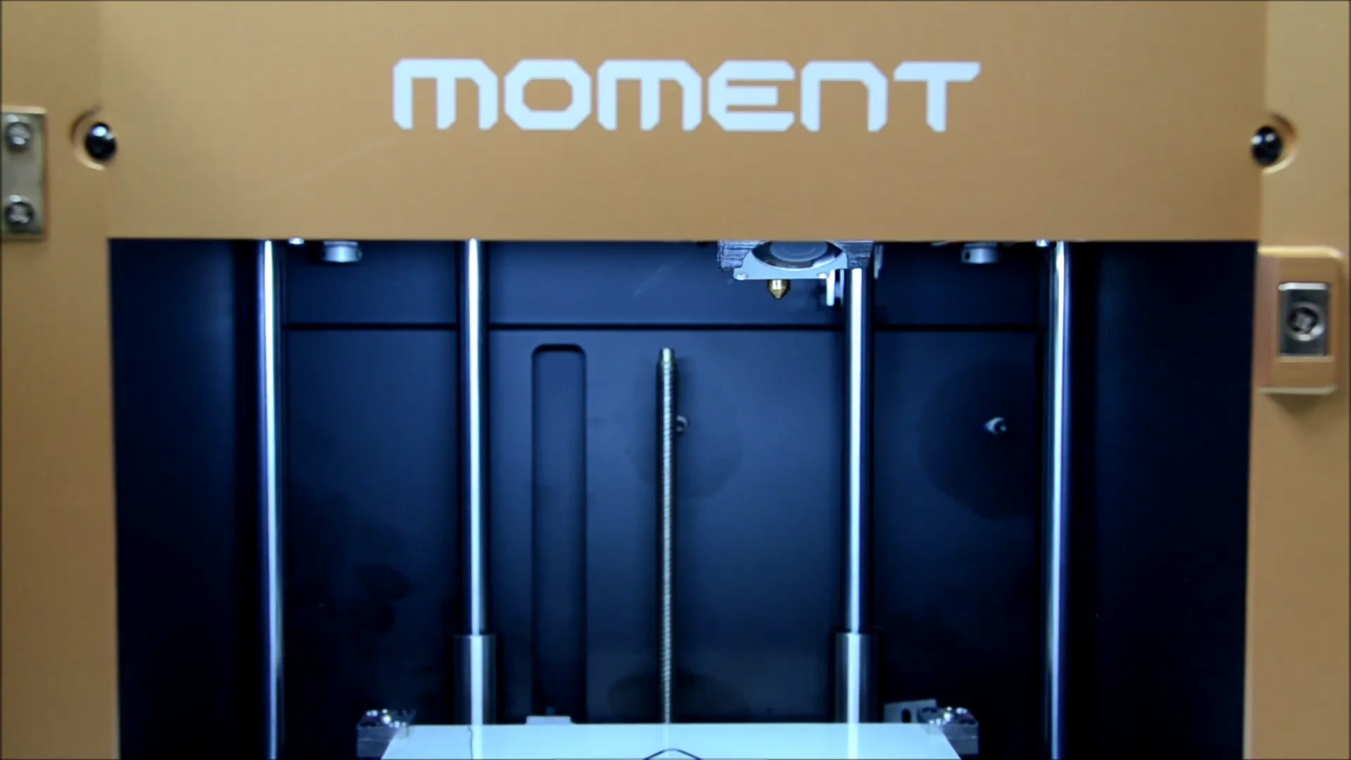 ヘビーユーザー向け高精細3Dプリンタ「MOMENT S」 | 3DP id.arts