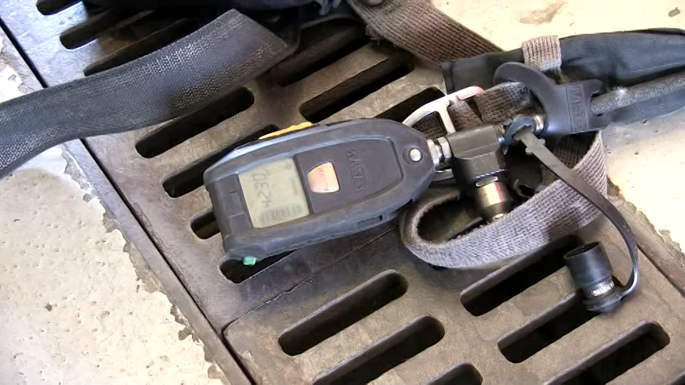 SCBA - Search & Rescue - SCBA Morning Check Off on Vimeo