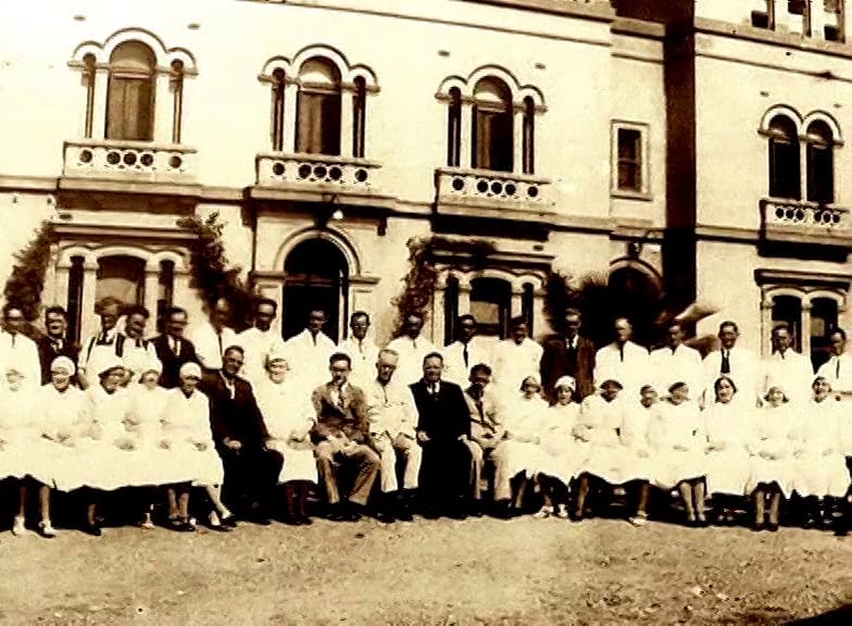 Films About Mental Health Round The Bend A History Of Psychiatric Nursing In Victoria 
