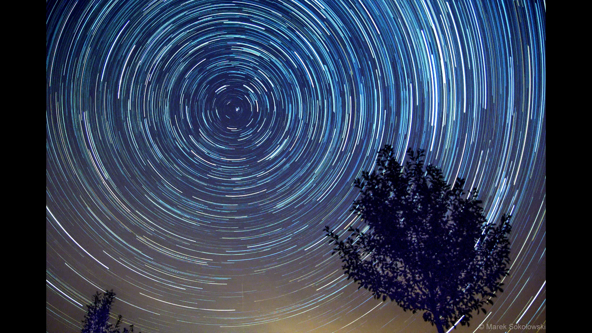 Perseids and sunrise on Vimeo