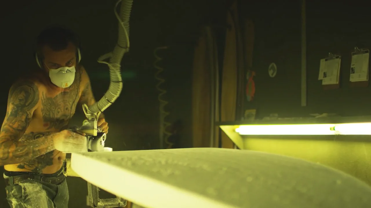 JEFF MCCALLUM – VISSLA JAPAN 公式オンラインストア