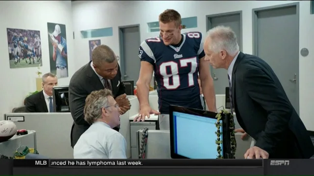 Gronk shows off his Super Bowl ring in ESPN's 'This is SportsCenter' ad