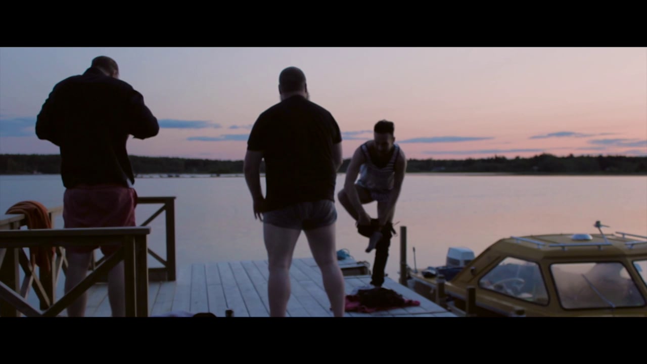 Min showreel 2015 med klipp från workshops från mitt sista år på scenskolan, bland annat.

För HD-kvalite kika via vimeo.