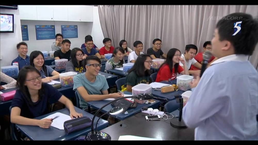 economics tuition classes by top economics tutor anthony fok