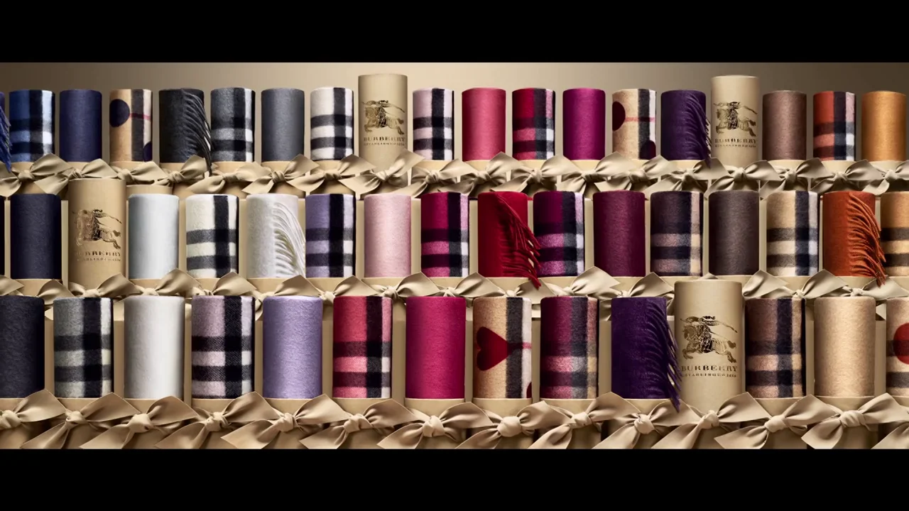 Burberry on sale scarf video