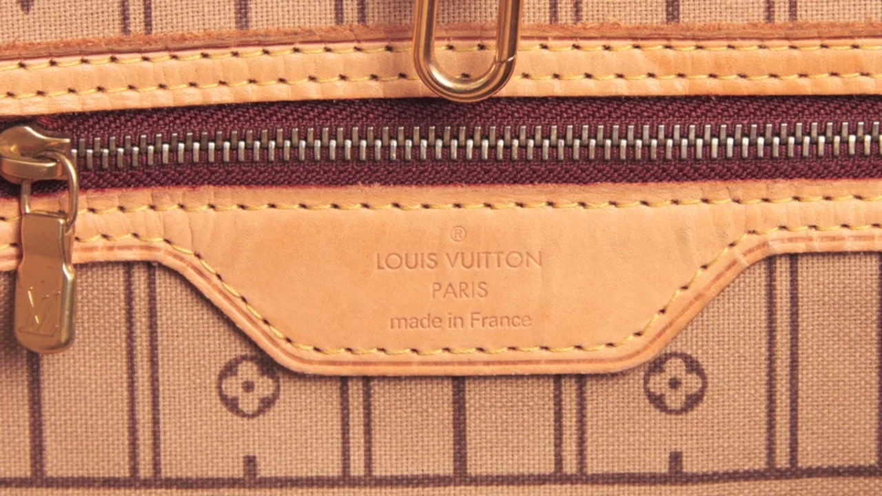 Authentic Lv Neverfull Inside Them