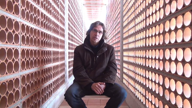 2015-De Obra. Cerámica aplicada a la arquitectura-Entrevista a Toni Gironés