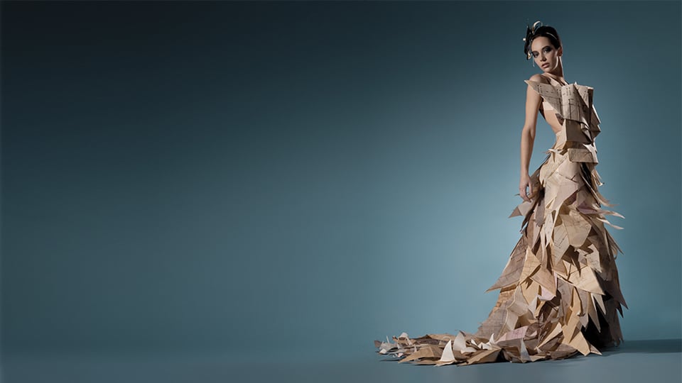 PAPER COUTURE: THE CEBIT SHOWSTOPPER